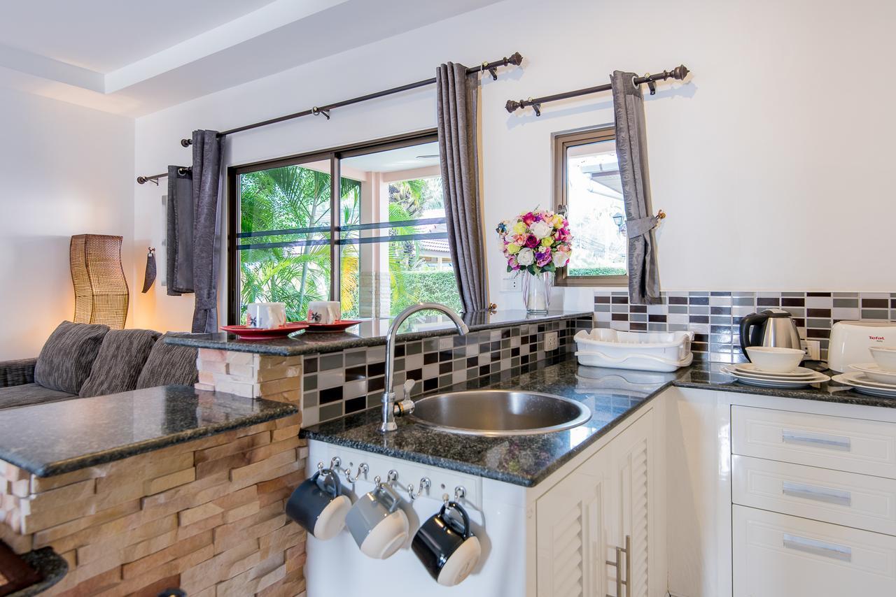 Nai Harn Tananza Resort & Homestay Phuket מראה חיצוני תמונה
