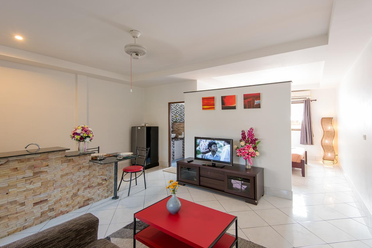 Nai Harn Tananza Resort & Homestay Phuket מראה חיצוני תמונה